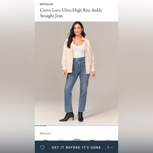 Curve Love Ultra High Rise Ankle
Straight Jean SIZE 28 SHORT